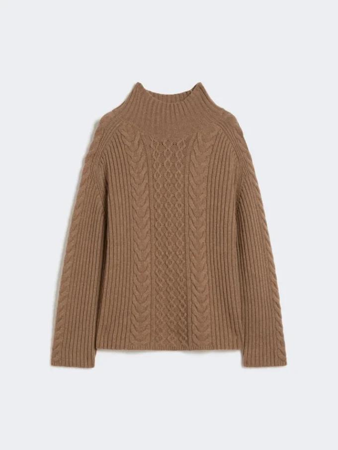 Cable-knit wool and cashmere polo-neck sweater, mud