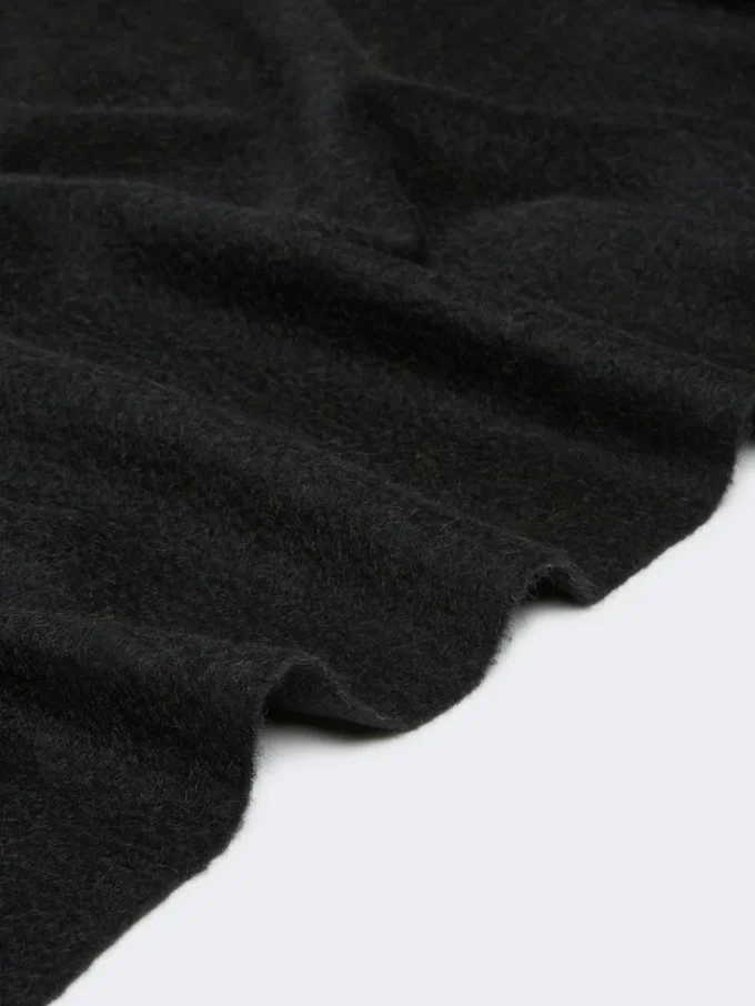 Camel logo stole, black