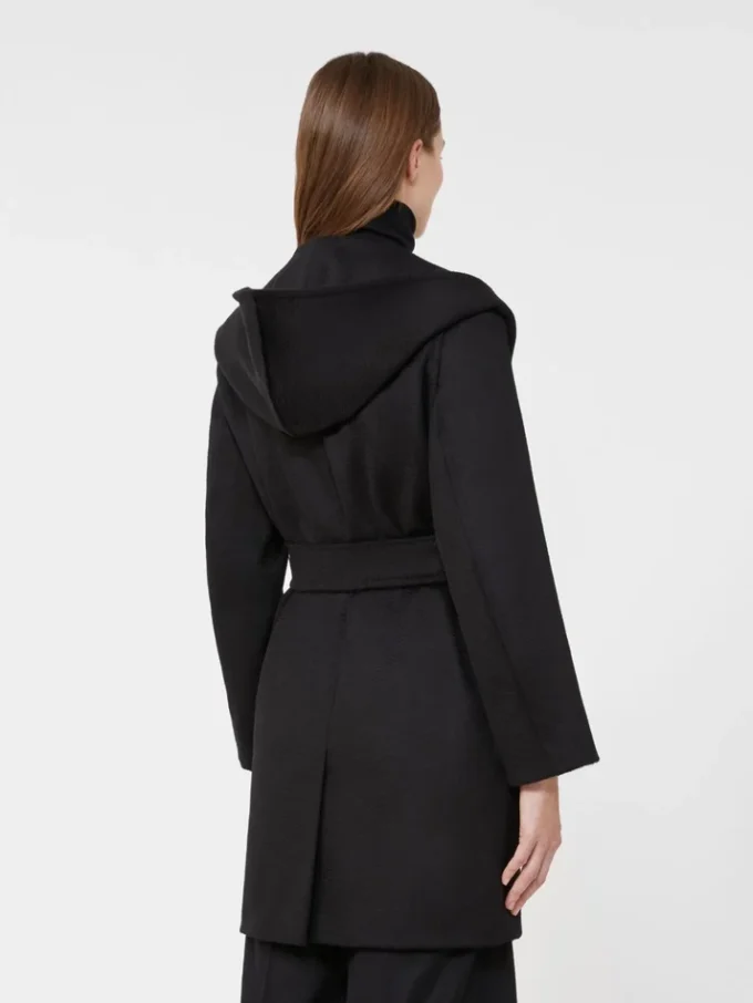 Camel robe coat, black