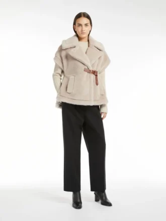 Cape in alpaca and wool teddy fabric, beige