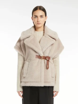 Cape in alpaca and wool teddy fabric, beige