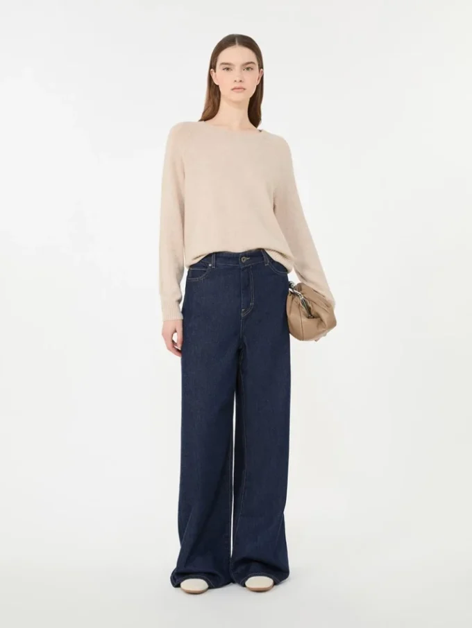Cashmere crew-neck sweater, sand Cashmere crew-neck sweater, sand
