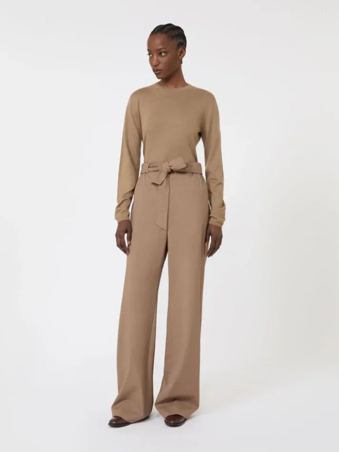 Cashmere yarn sweater, hazelnut brown