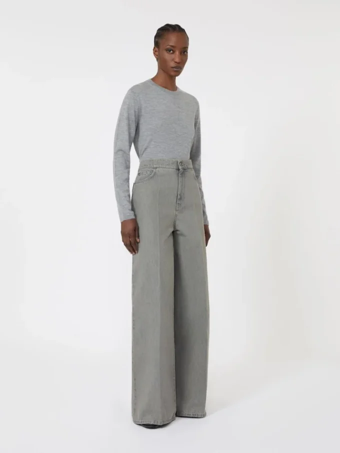 Cashmere yarn sweater, light grey