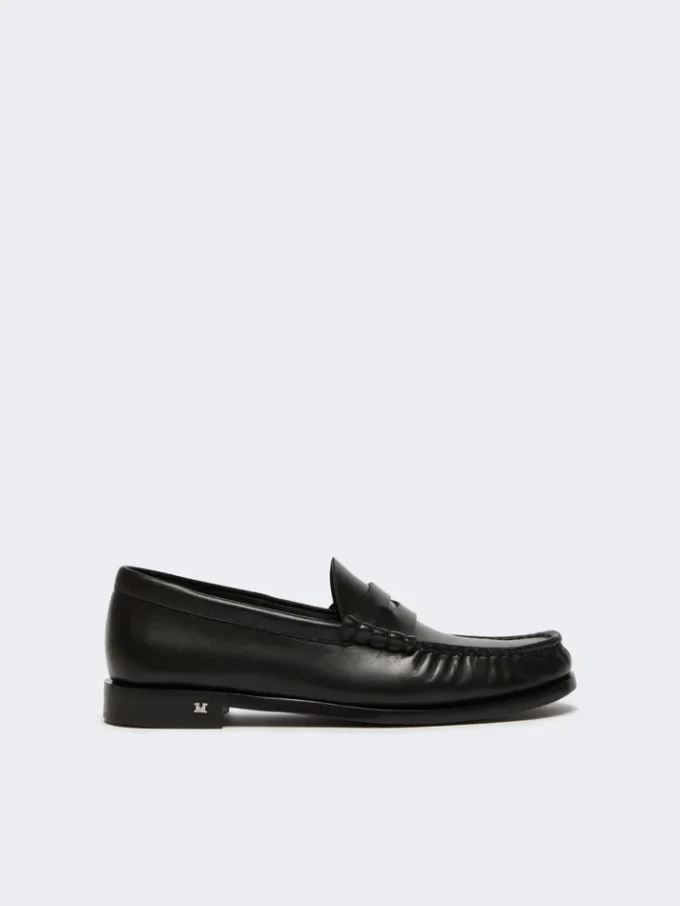Classic leather moccasins, black