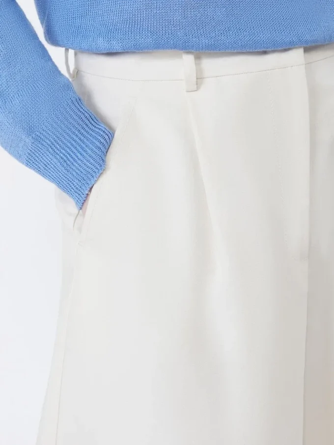 Cotton and linen canvas bermuda shorts, ecru