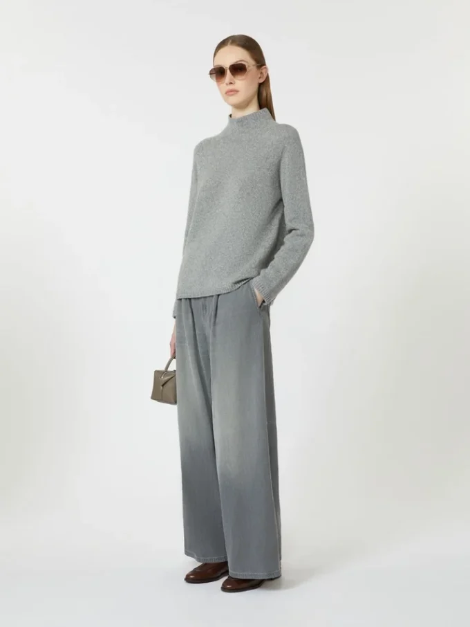 Wool and cashmere yarn polo-neck sweater, medium grey