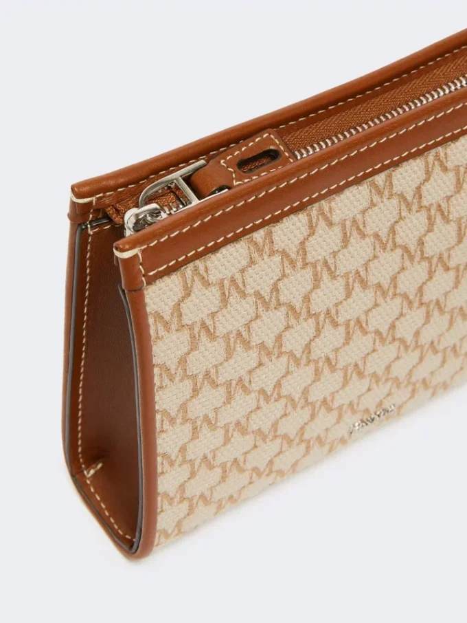 Cotton jacquard extra small pouch, hazelnut brown Cotton jacquard extra small pouch, hazelnut brown