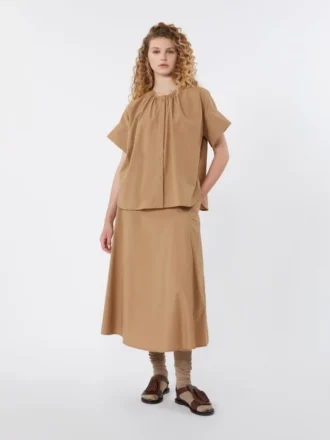 Cotton poplin crew-neck shirt, tobacco