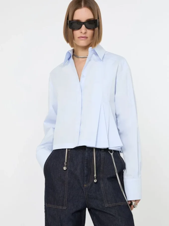 Cropped poplin shirt with asymmetrical pleats, avio