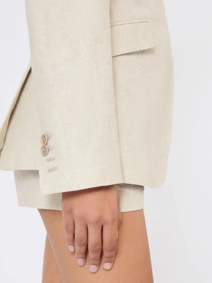 Double-breasted blazer in linen drill, sand