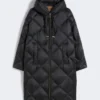 Down jacket in iridescent water-repellent fabric, black