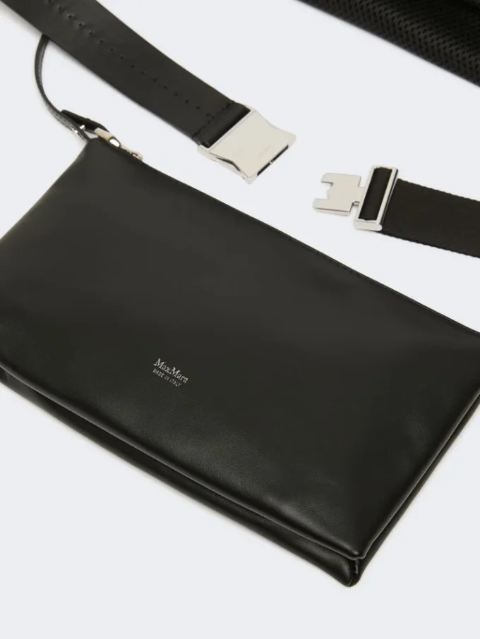 Extra-large handbag in technical mesh, black