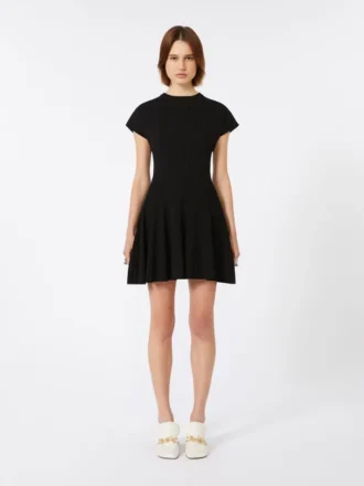 Knit dress, fitted at the waist, black