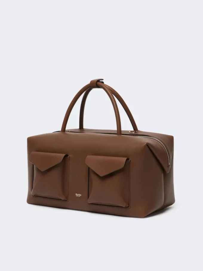 Large leather boston bag with pockets, brown