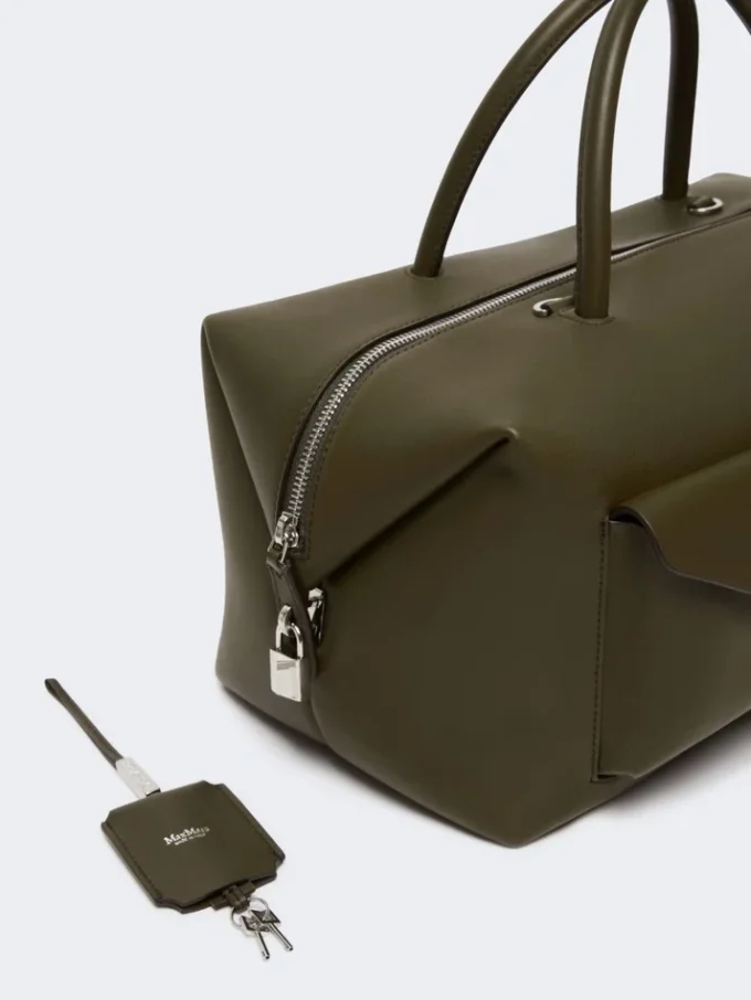 Large leather boston bag with pockets, dark brown