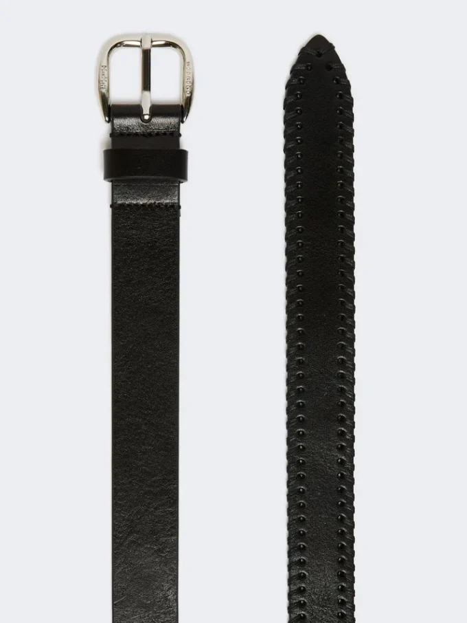 Leather belt with tip, black Leather belt with tip, black