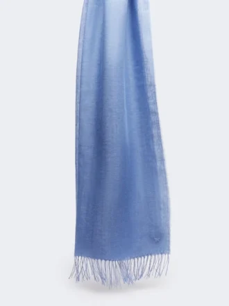 Linen stole with fringes, light blue