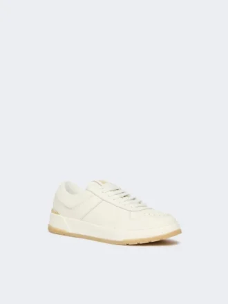 Low-top trainers in tumbled leather, white