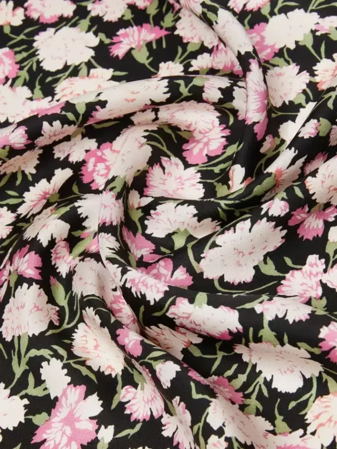 Patterned silk twill foulard, pink