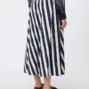 Printed poplin pleated skirt, navy Printed poplin pleated skirt, navy