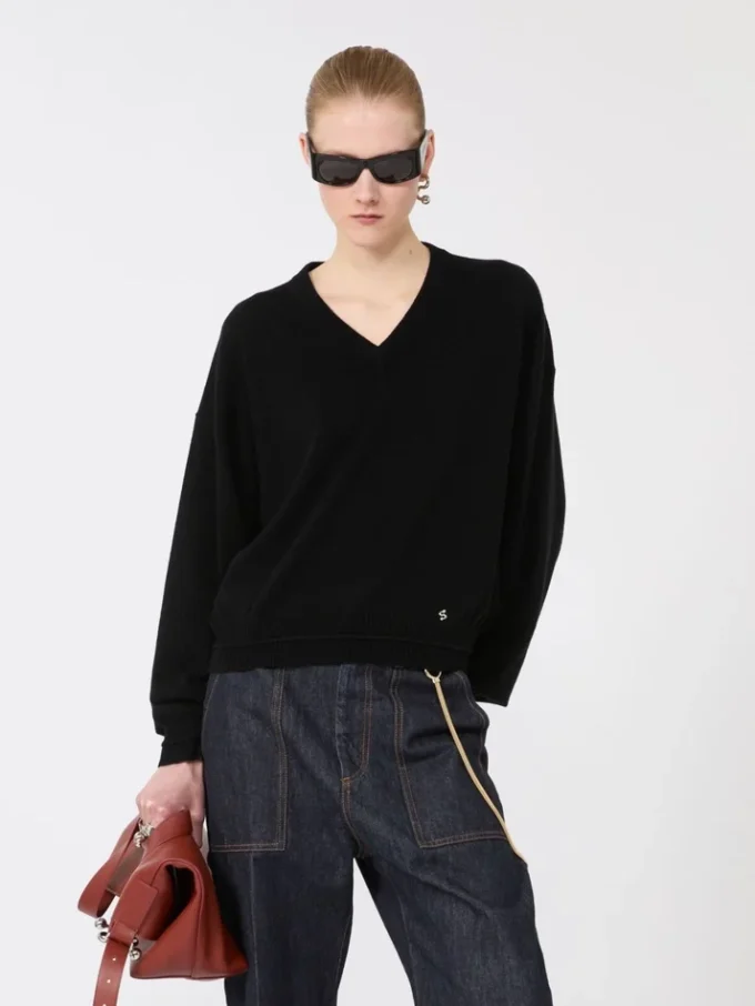 Relaxed-fit wool and cashmere sweater, black