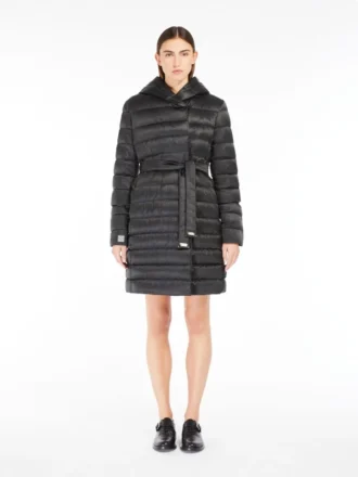 Reversible down jacket in water-repellent satin, black