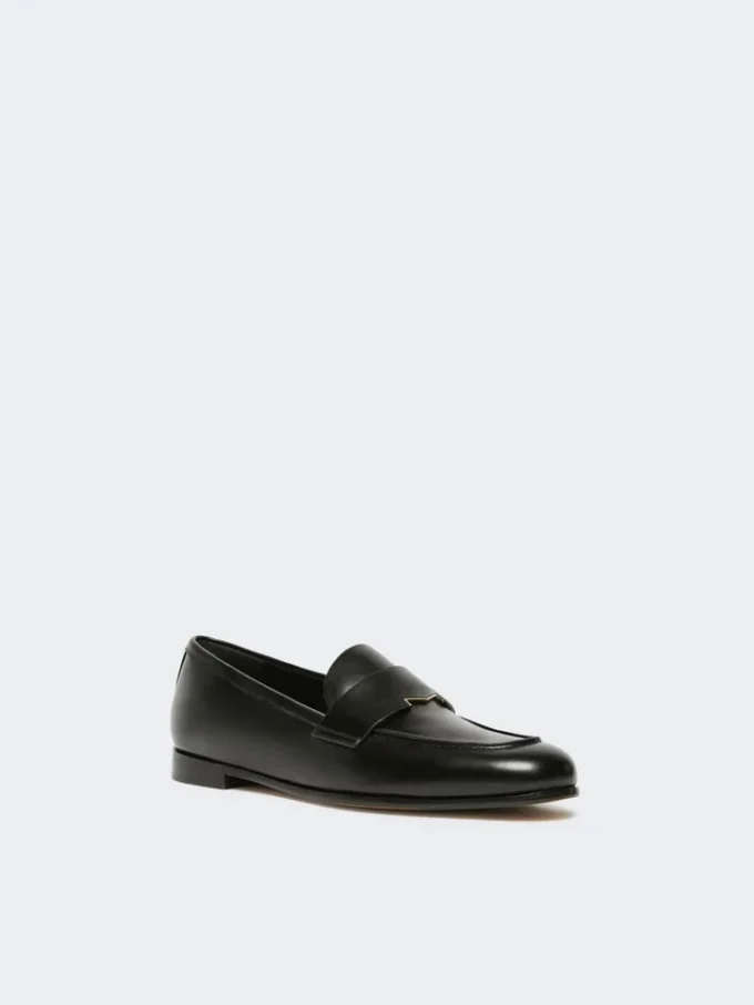 Semi-glossy leather moccasins, black
