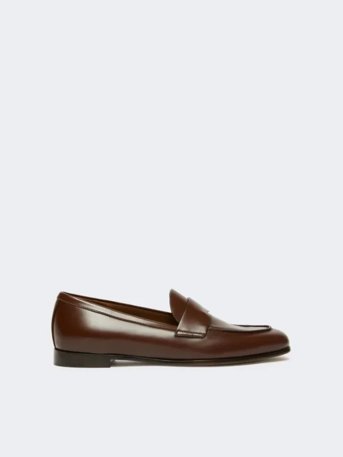 Semi-glossy leather moccasins, cocoa