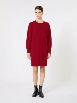 Short wool dress, dark red