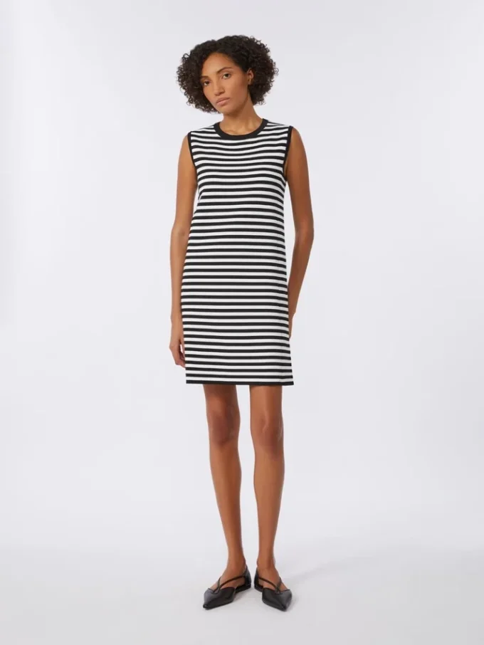 Sleeveless dress in viscose crepe yarn, black