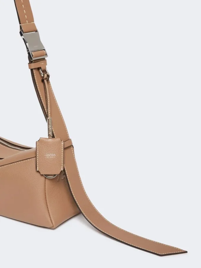 Small leather shoulder bag, brown