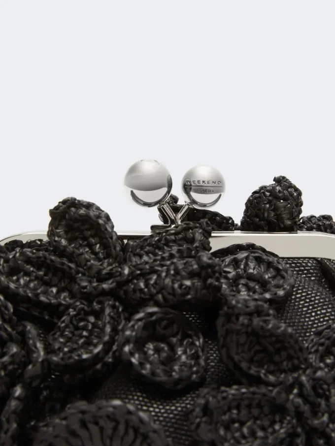 Small raffia-effect pasticcino bag with flowers, black Small raffia-effect pasticcino bag with flowers, black