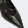 Smooth leather court shoes, black