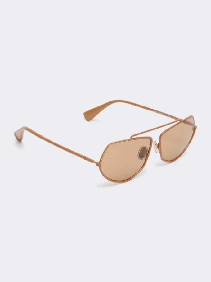 Square sunglasses, camel Square sunglasses, camel