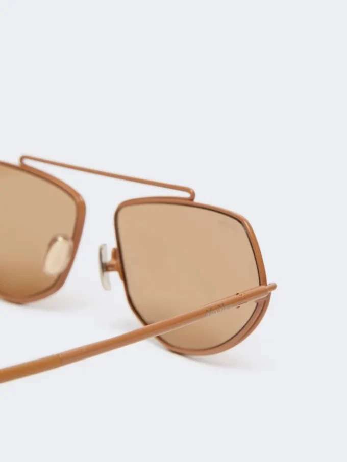 Square sunglasses, camel Square sunglasses, camel