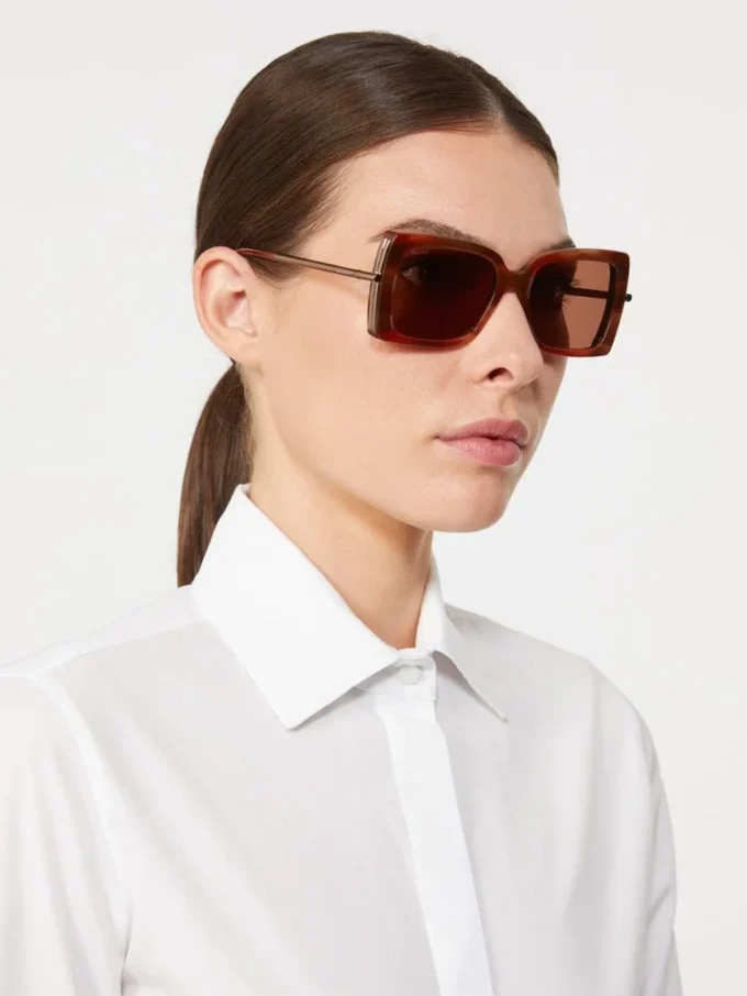 Square sunglasses, rust