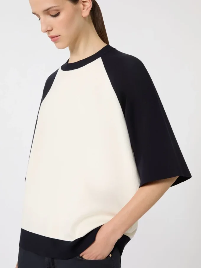 Stretch viscose boxy sweater, white blue