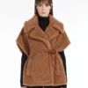Teddy fabric cape, camel