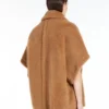 Teddy fabric cape, camel