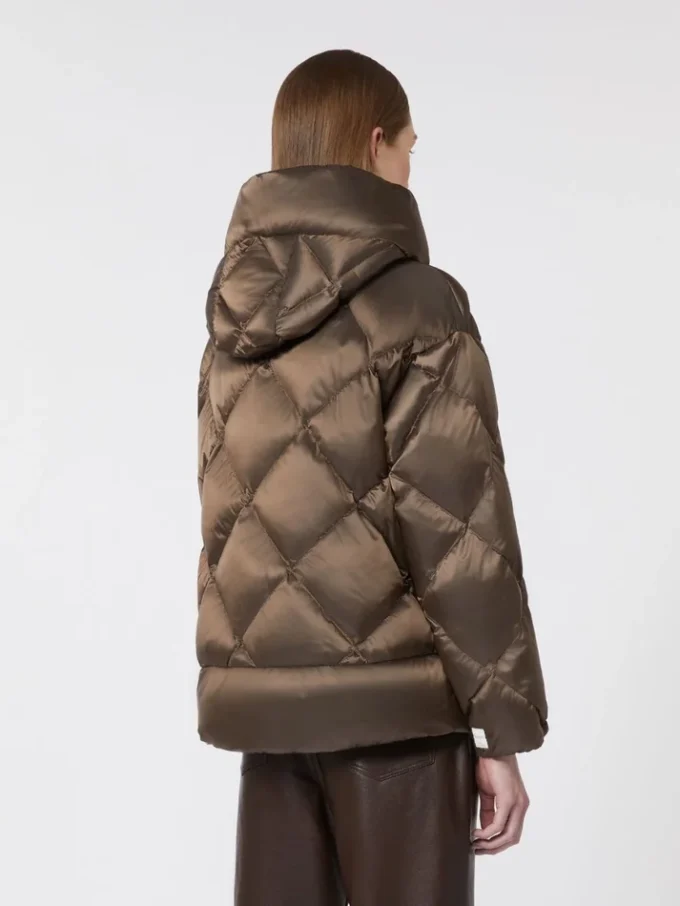 Water-repellent canvas belted down jacket, hazelnut brown