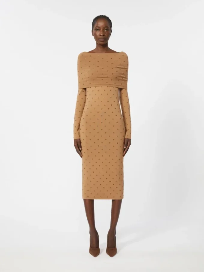 Wool yarn dress, skin dore Wool yarn dress, skin dore